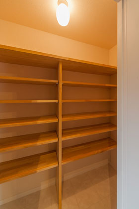 キッチンパントリー