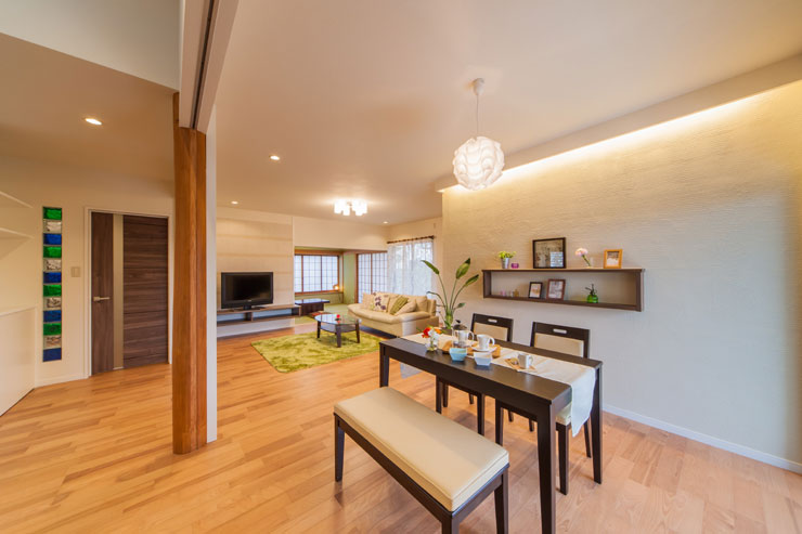 リビングダイニング2